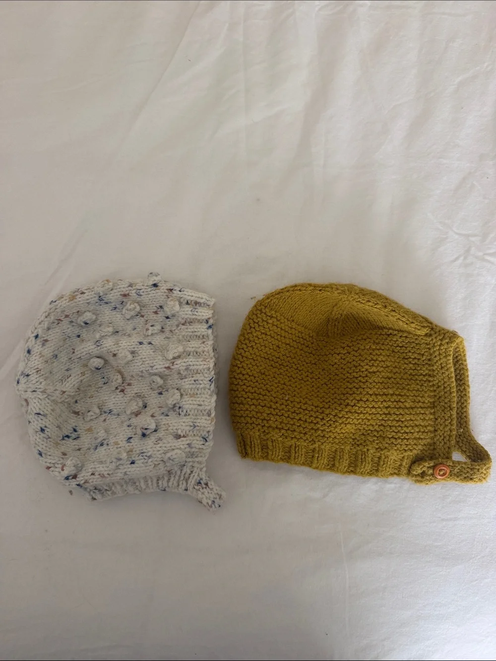 Kids Knit Earflap Hat in Mustard and Speckled Cream